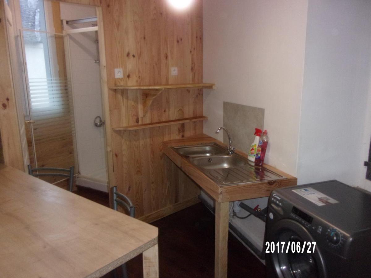 Logement Proche De Tout Saint-Laurent-de-Neste Extérieur photo