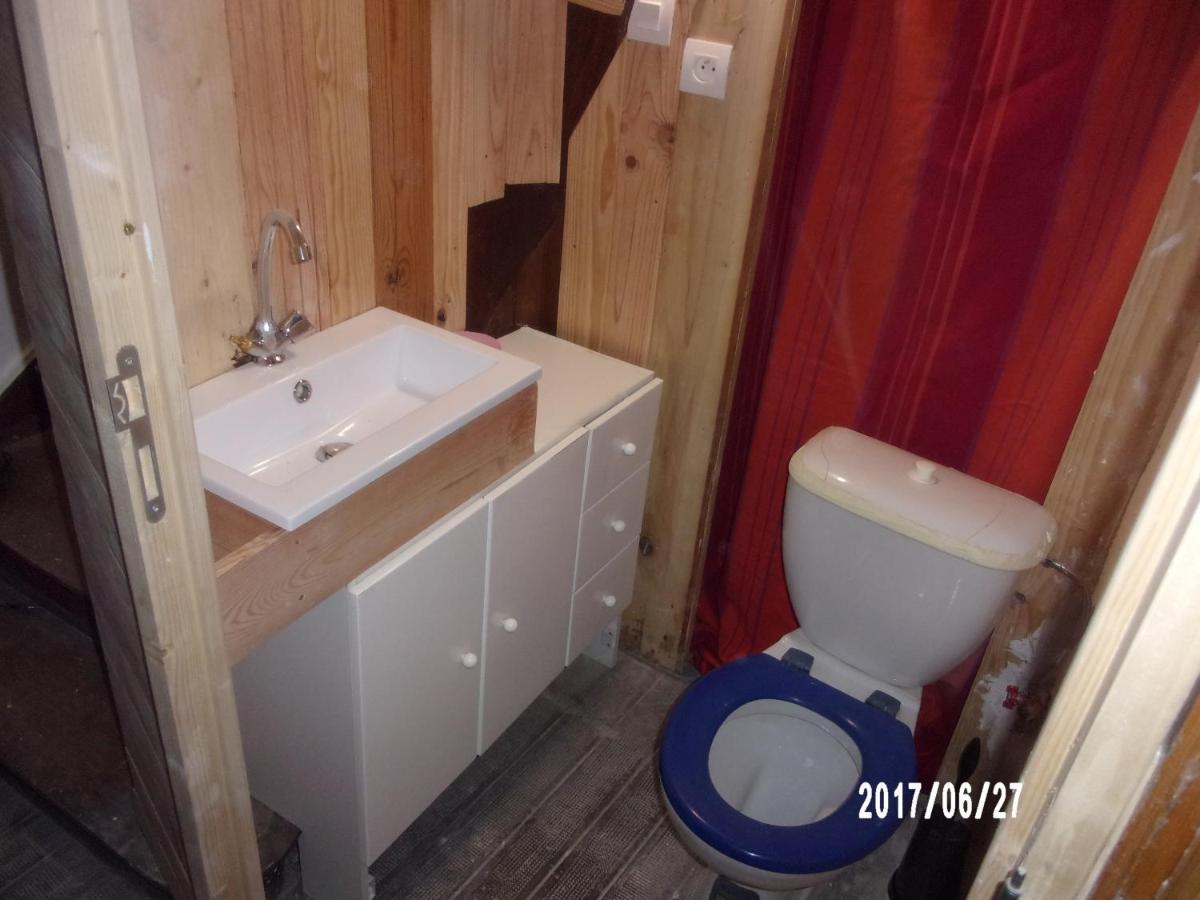 Logement Proche De Tout Saint-Laurent-de-Neste Extérieur photo